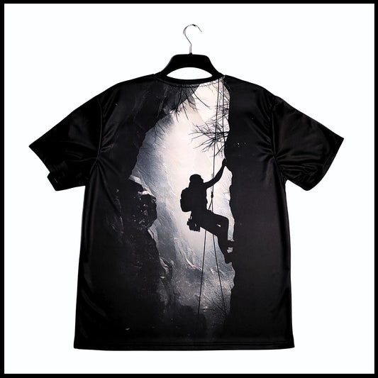 Munro Mental “Through the Crack” t-shirt – back view