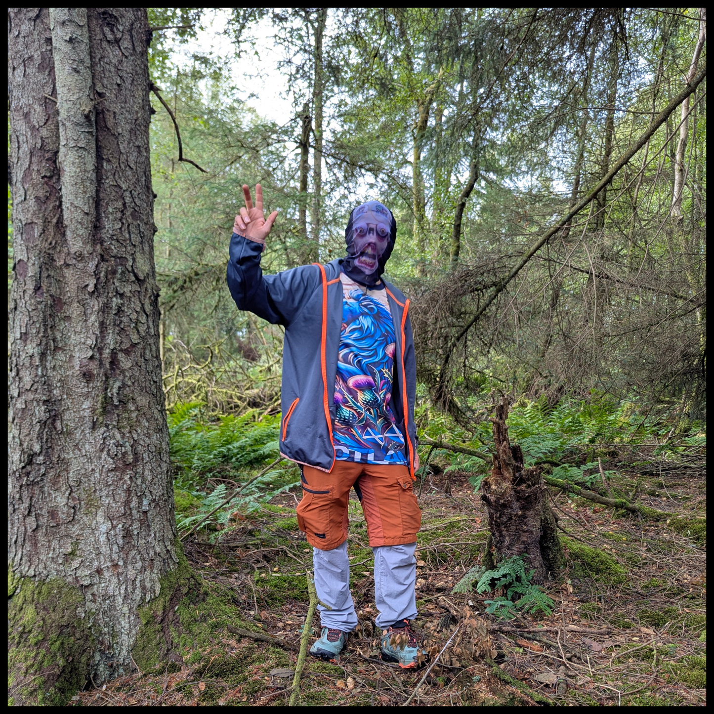 Munro Mental “Highland Lion” t-shirt – outdoor lifestyle shot